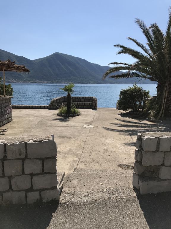 Apartment Titaneli Kotor Ngoại thất bức ảnh